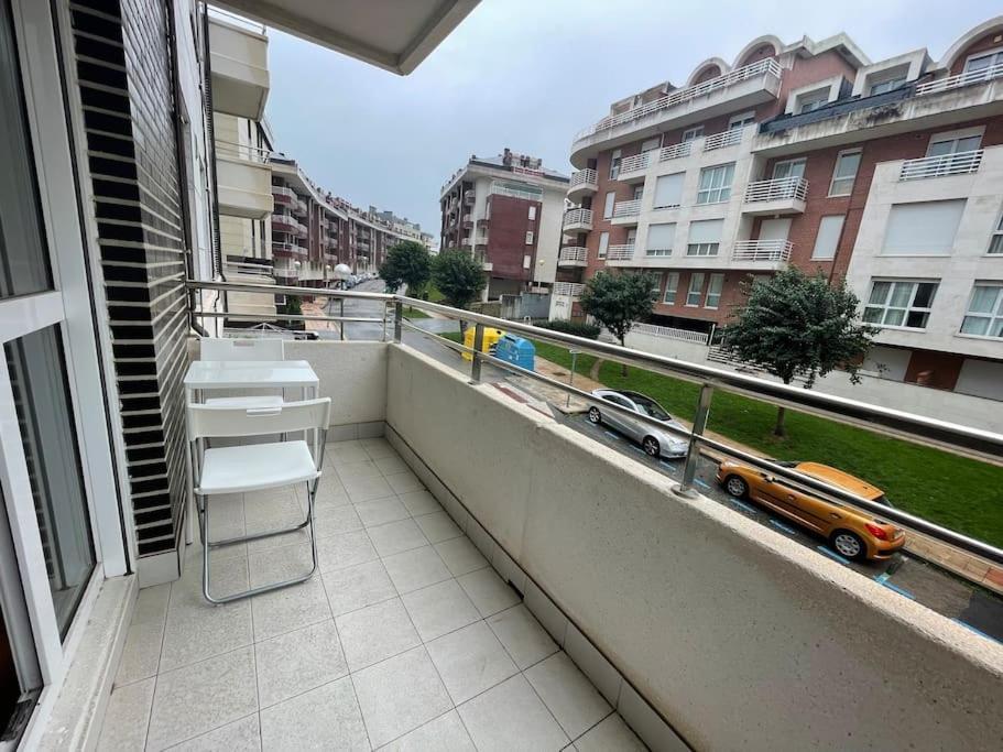Apartamento Centro Con Garaje Castro Urdiales Exteriör bild